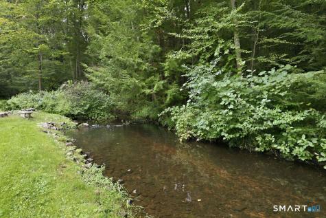 10 Shady Lane Simsbury CT 06092