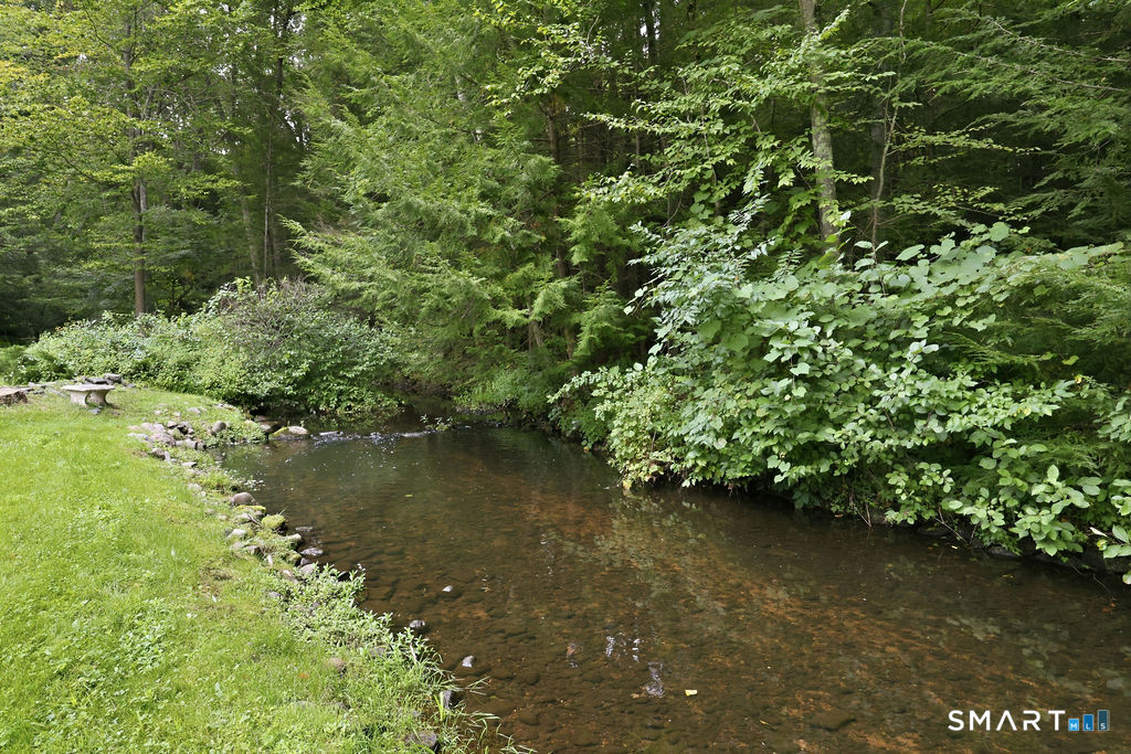 10 Shady Lane Simsbury CT 06092