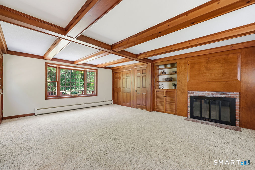10 Shady Lane Simsbury CT 06092