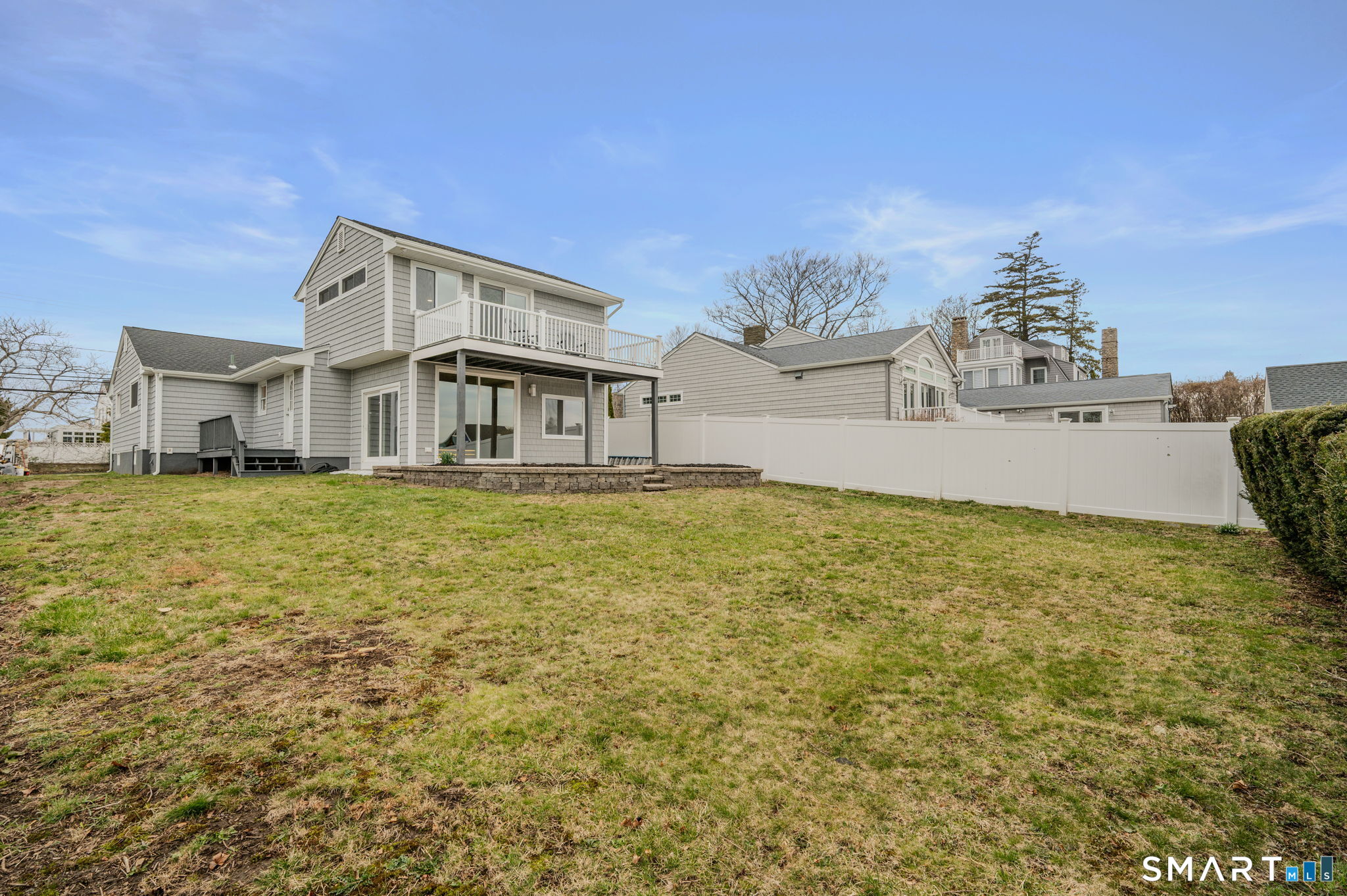 1092 Ocean Avenue New London CT 06320