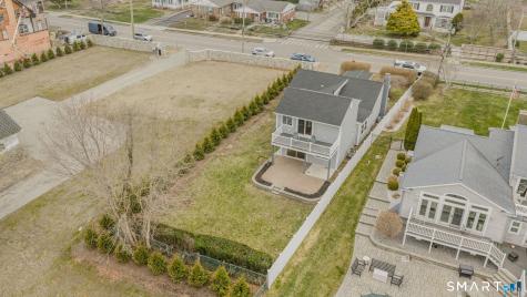 1092 Ocean Avenue New London CT 06320