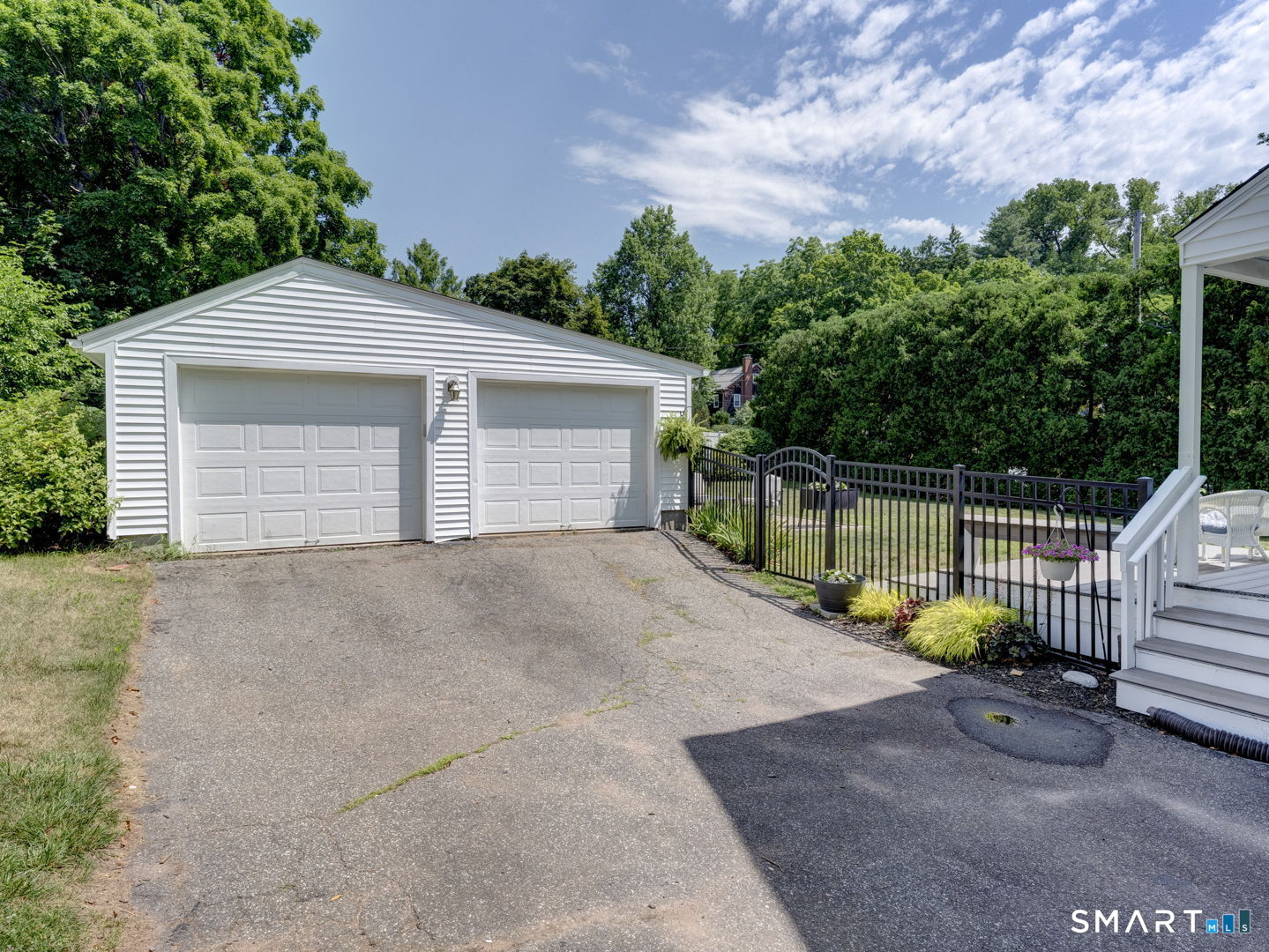 137 Green Road Manchester CT 06042