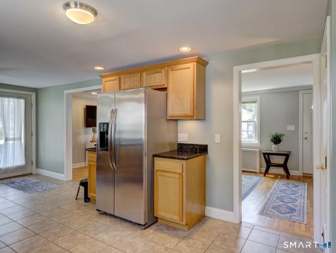 137 Green Road Manchester CT 06042