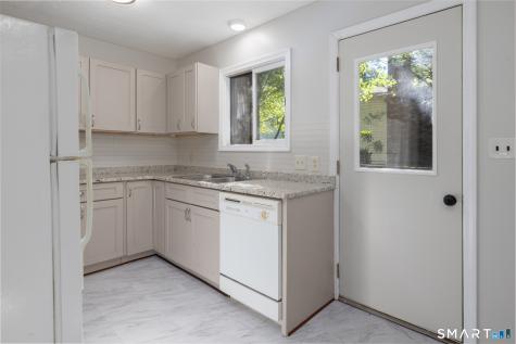 31 Chetelat Drive Ashford CT 06278
