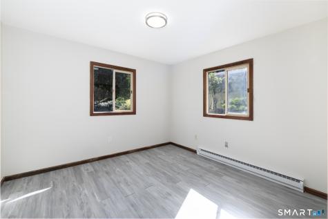 31 Chetelat Drive Ashford CT 06278