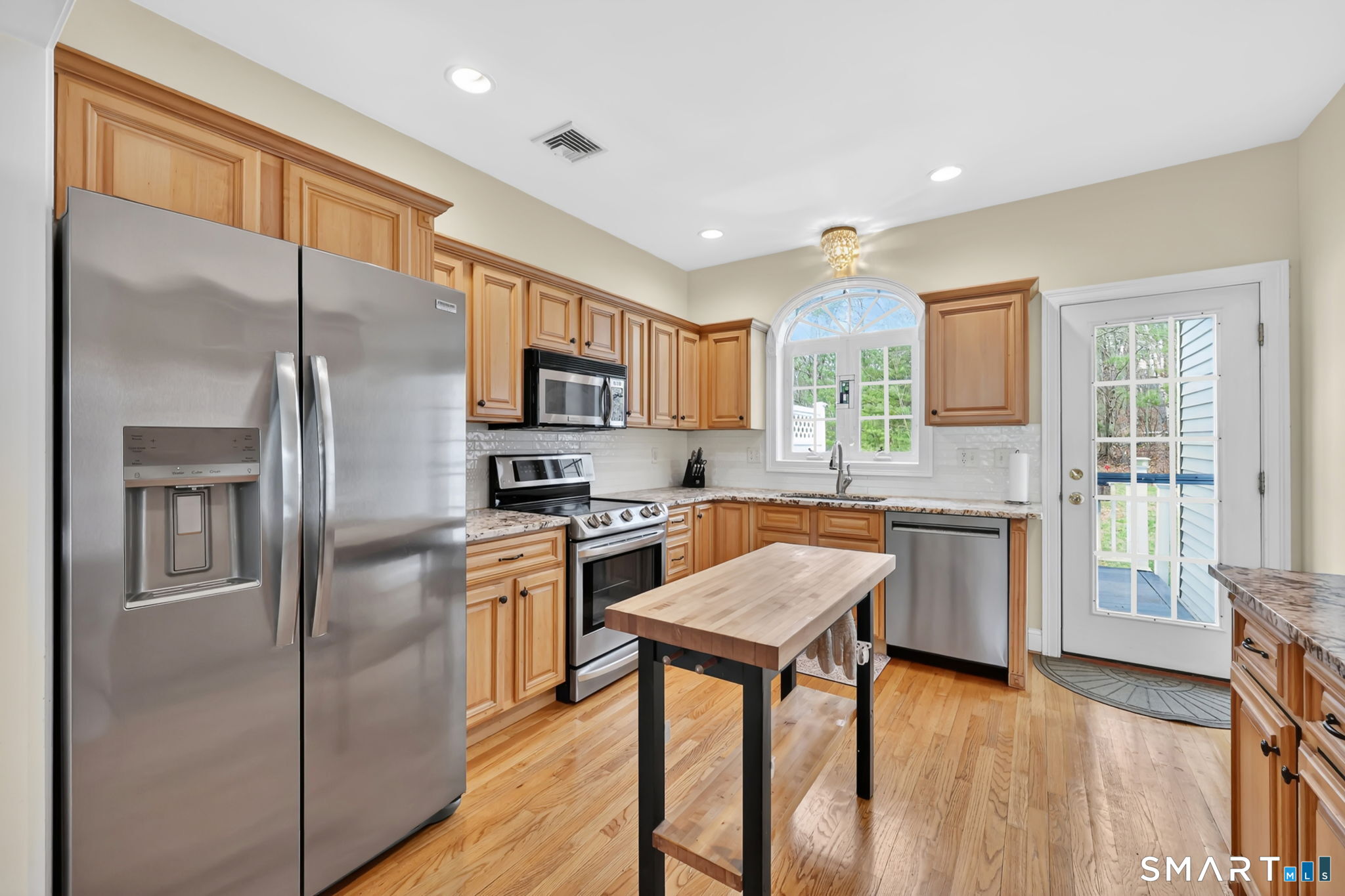 21 Crystal Ridge Drive Ellington CT 06029