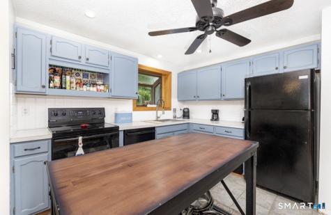 35 Hunt Road Columbia CT 06237