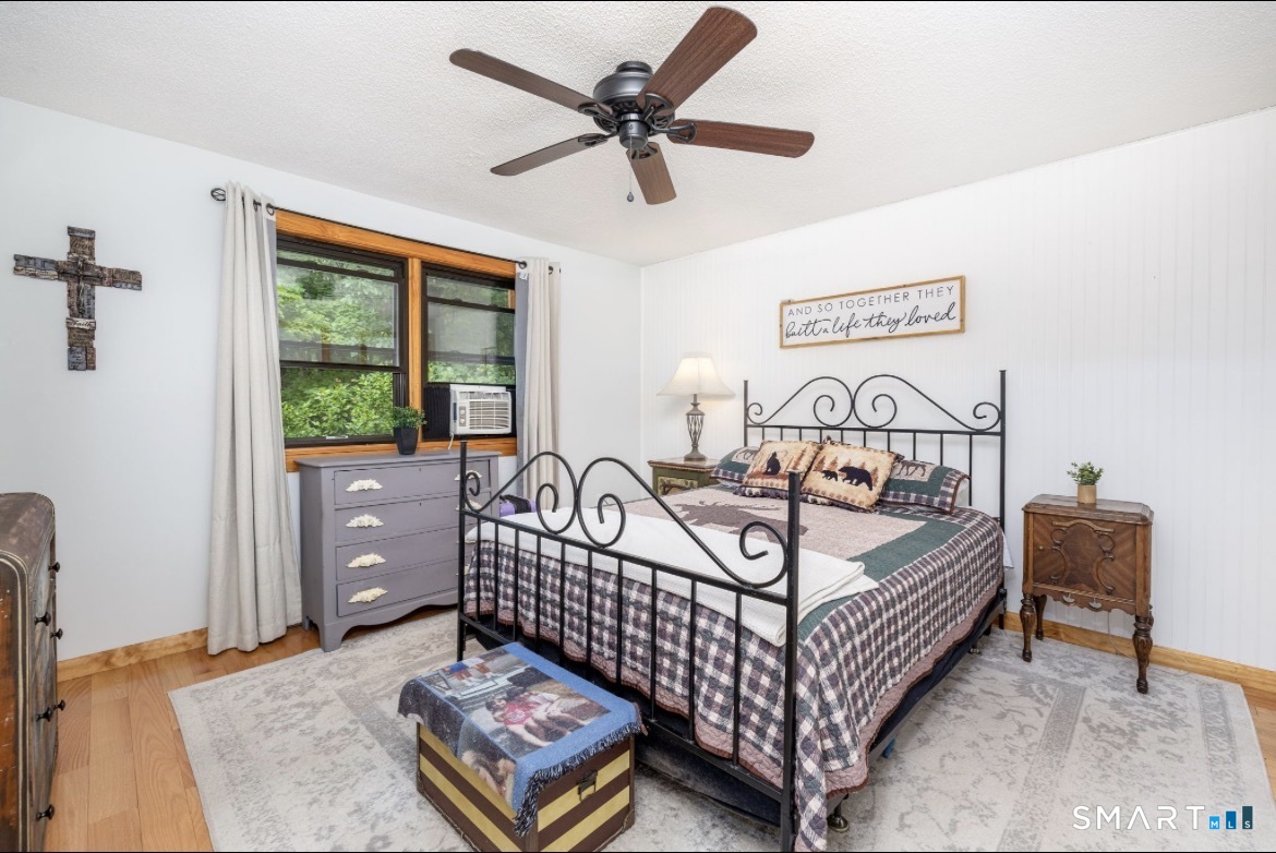 35 Hunt Road Columbia CT 06237