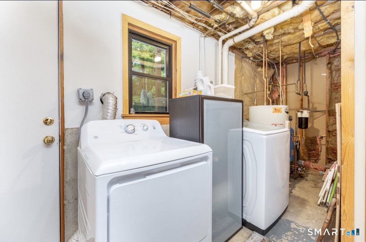 35 Hunt Road Columbia CT 06237