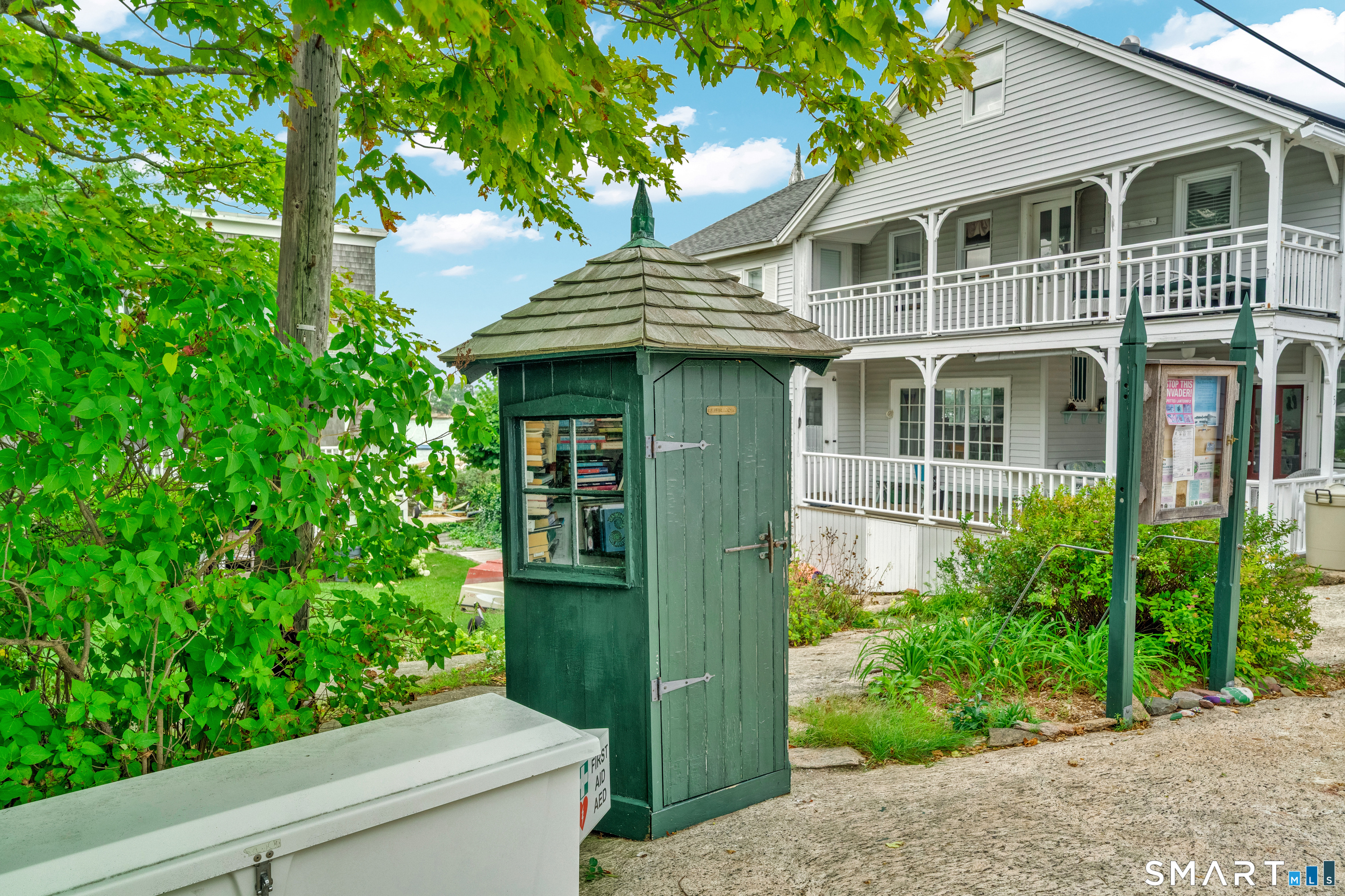 #12 Money Island Branford CT 06405