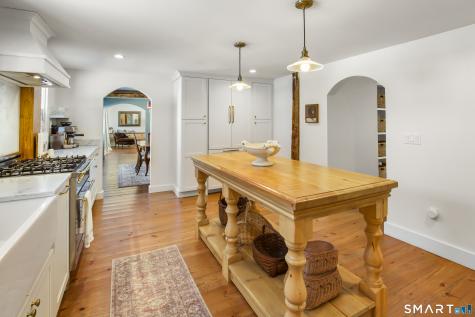 100 Tuller Road Fairfield CT 06825