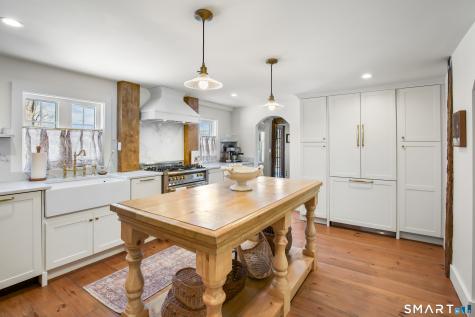 100 Tuller Road Fairfield CT 06825