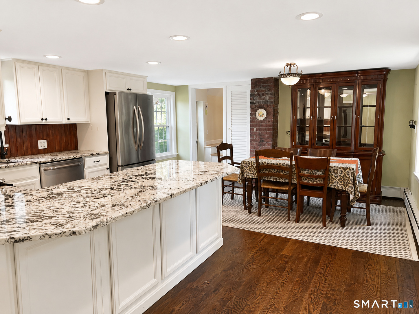 443 Amity Road Bethany CT 06524