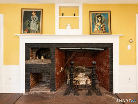 443 Amity Road Bethany CT 06524
