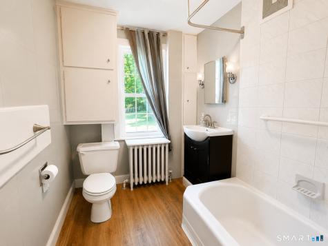 443 Amity Road Bethany CT 06524