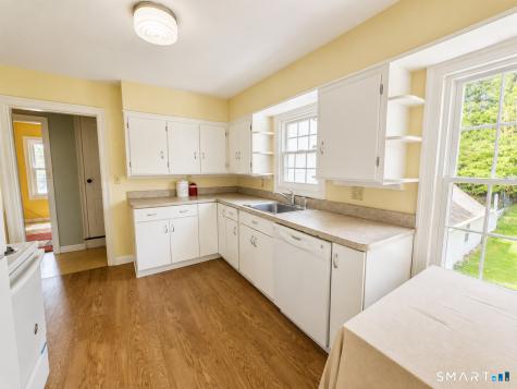 443 Amity Road Bethany CT 06524