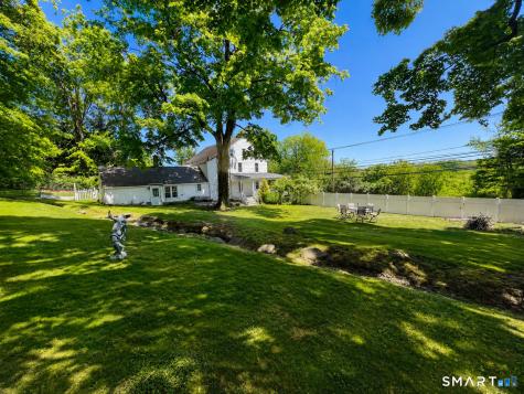 443 Amity Road Bethany CT 06524