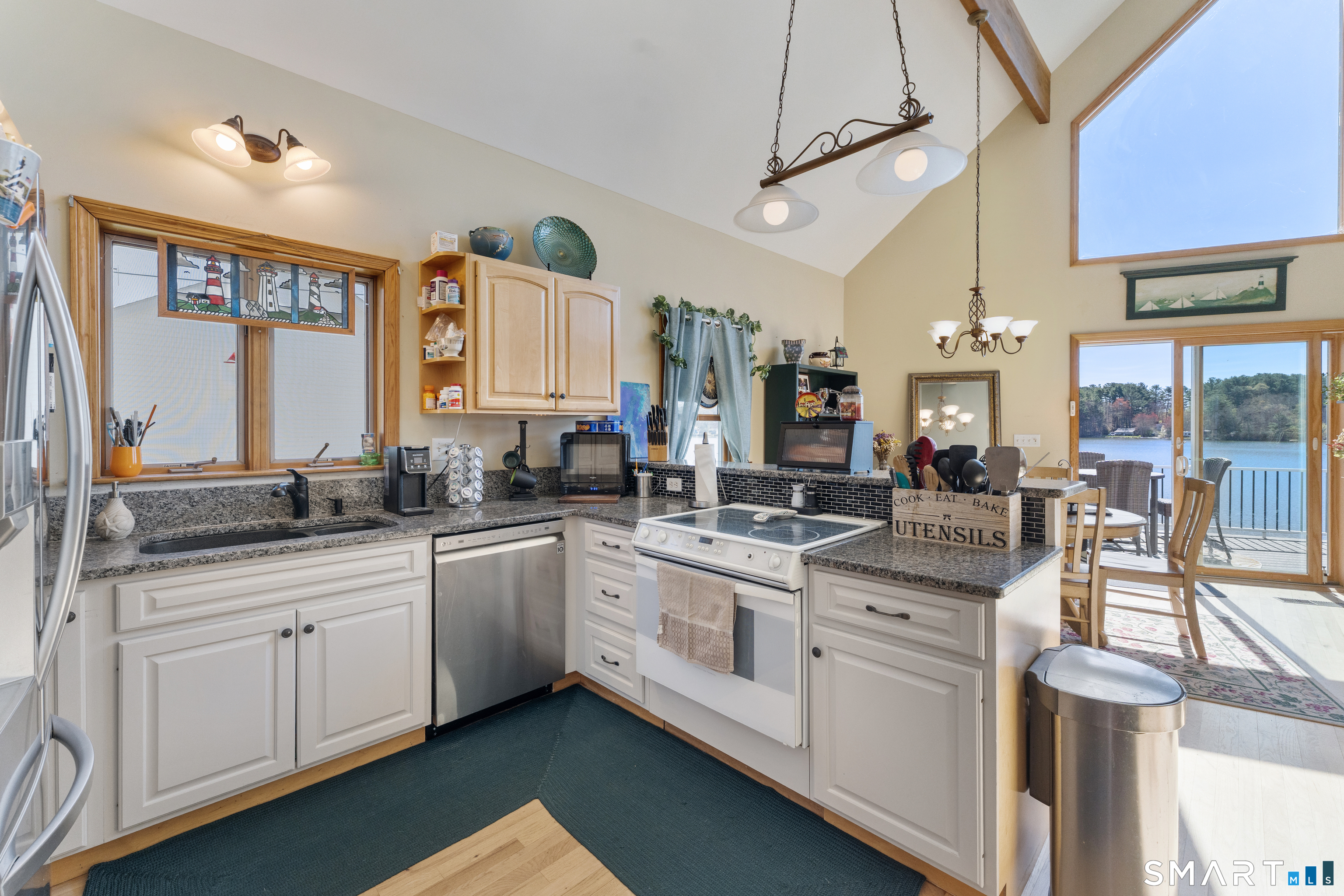 9 Becola Road Thompson CT 06277