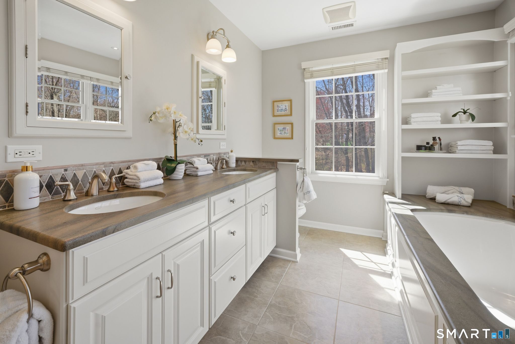 790 Cedar Brook Lane Fairfield CT 06890