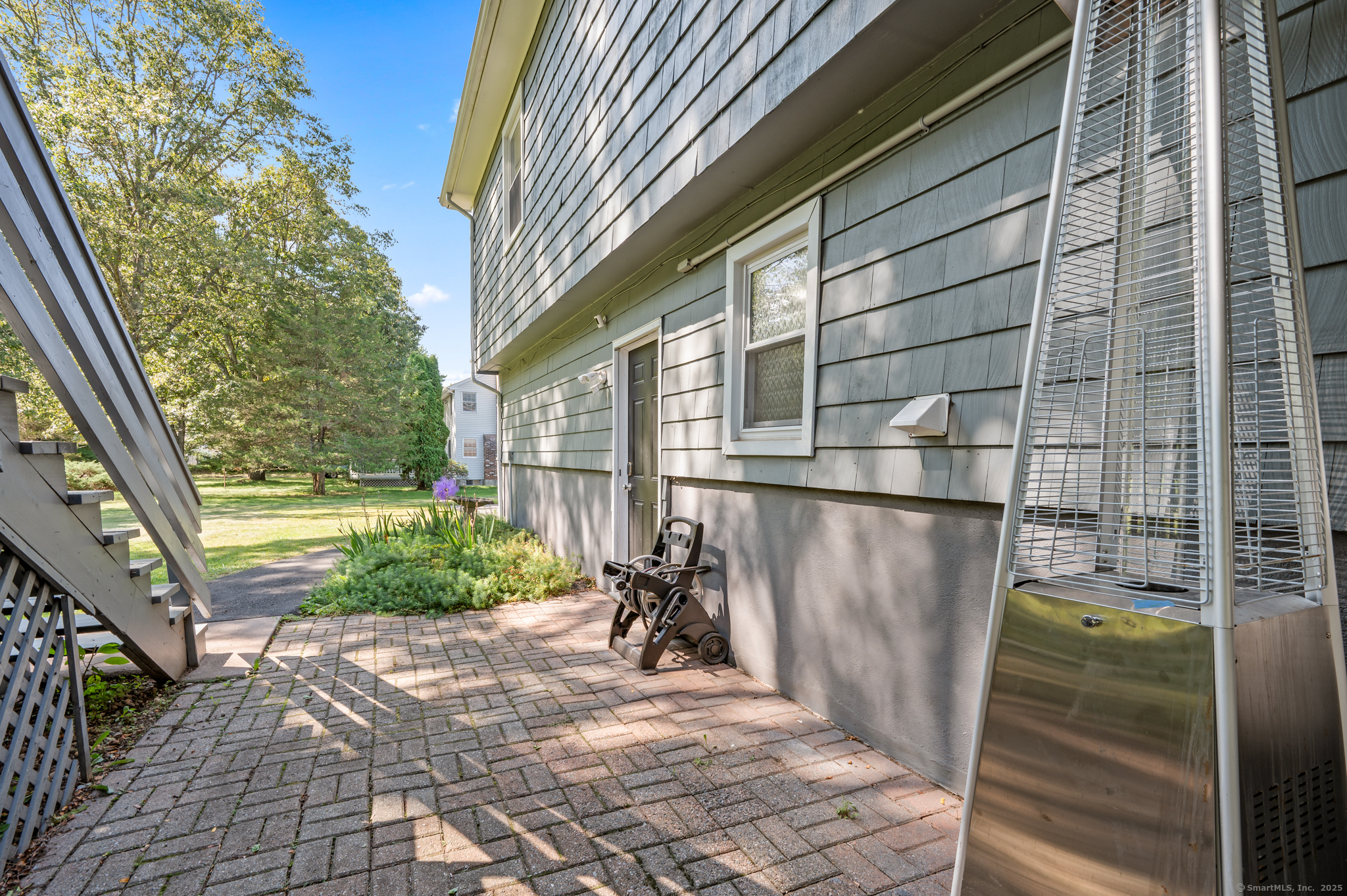 62 Bramblebush Road Manchester CT 06040