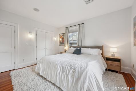 135 Elizabeth Street Hartford CT 06105