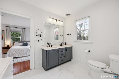 135 Elizabeth Street Hartford CT 06105