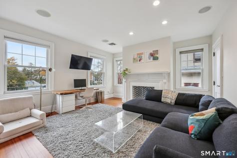 135 Elizabeth Street Hartford CT 06105