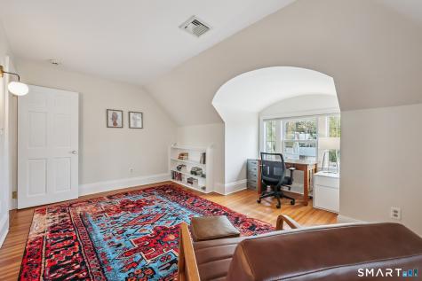 135 Elizabeth Street Hartford CT 06105