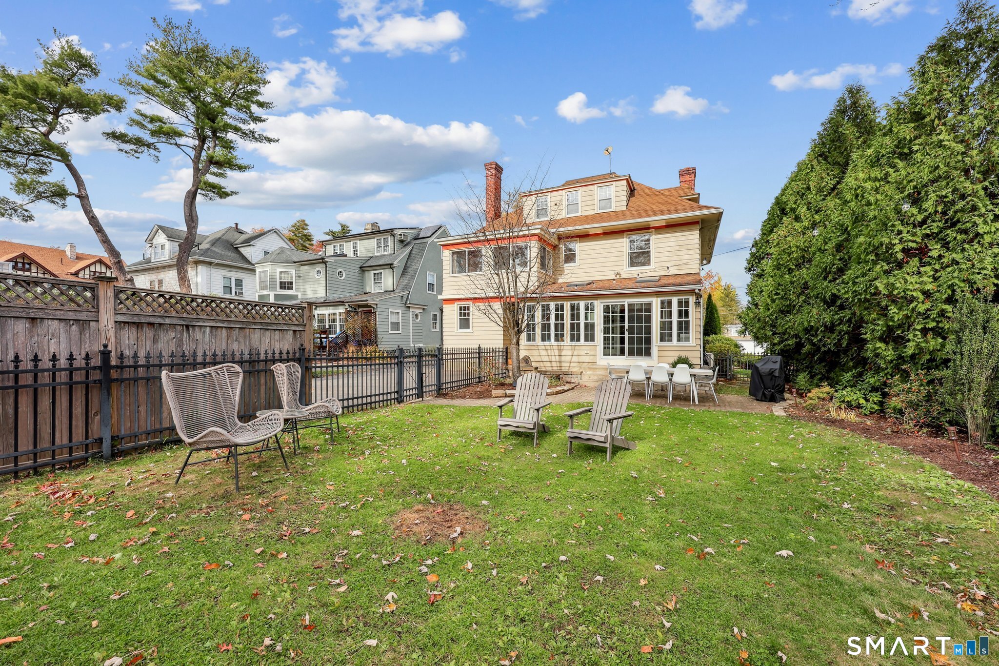 135 Elizabeth Street Hartford CT 06105