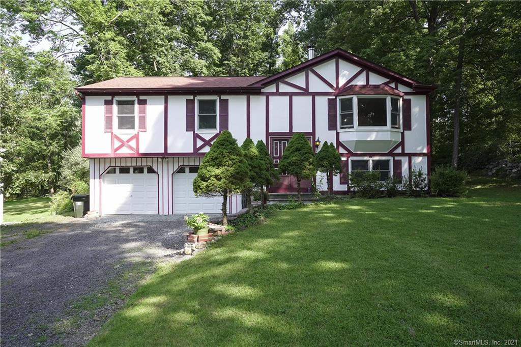 6 East Lane Bethel CT 06801
