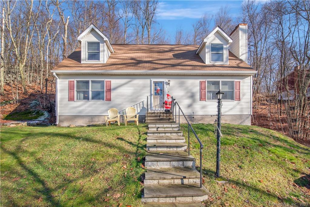 13 Hillside Drive New Fairfield CT 06812