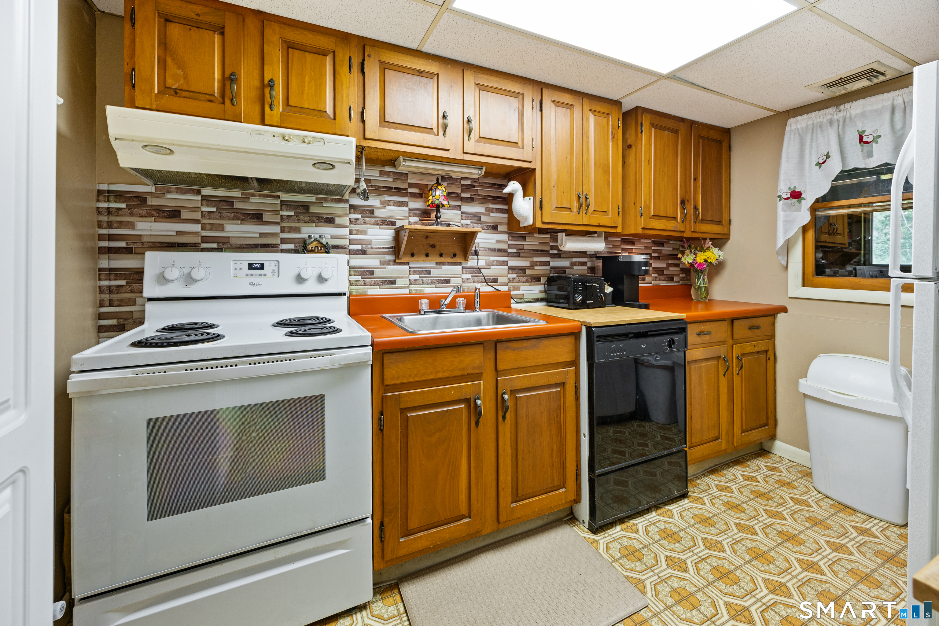936 South Meriden Road Cheshire CT 06410