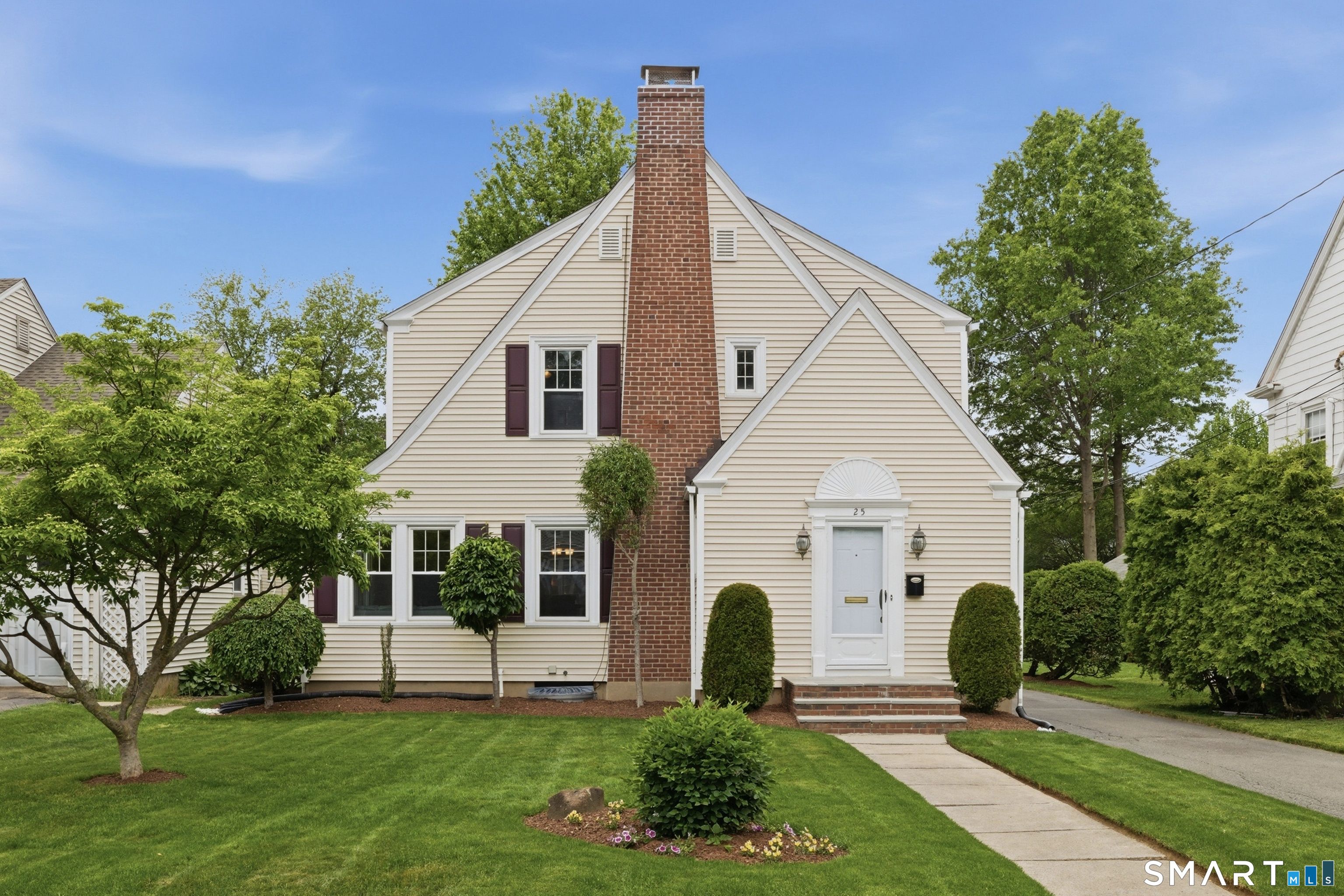 25 Penn Drive West Hartford CT 06119