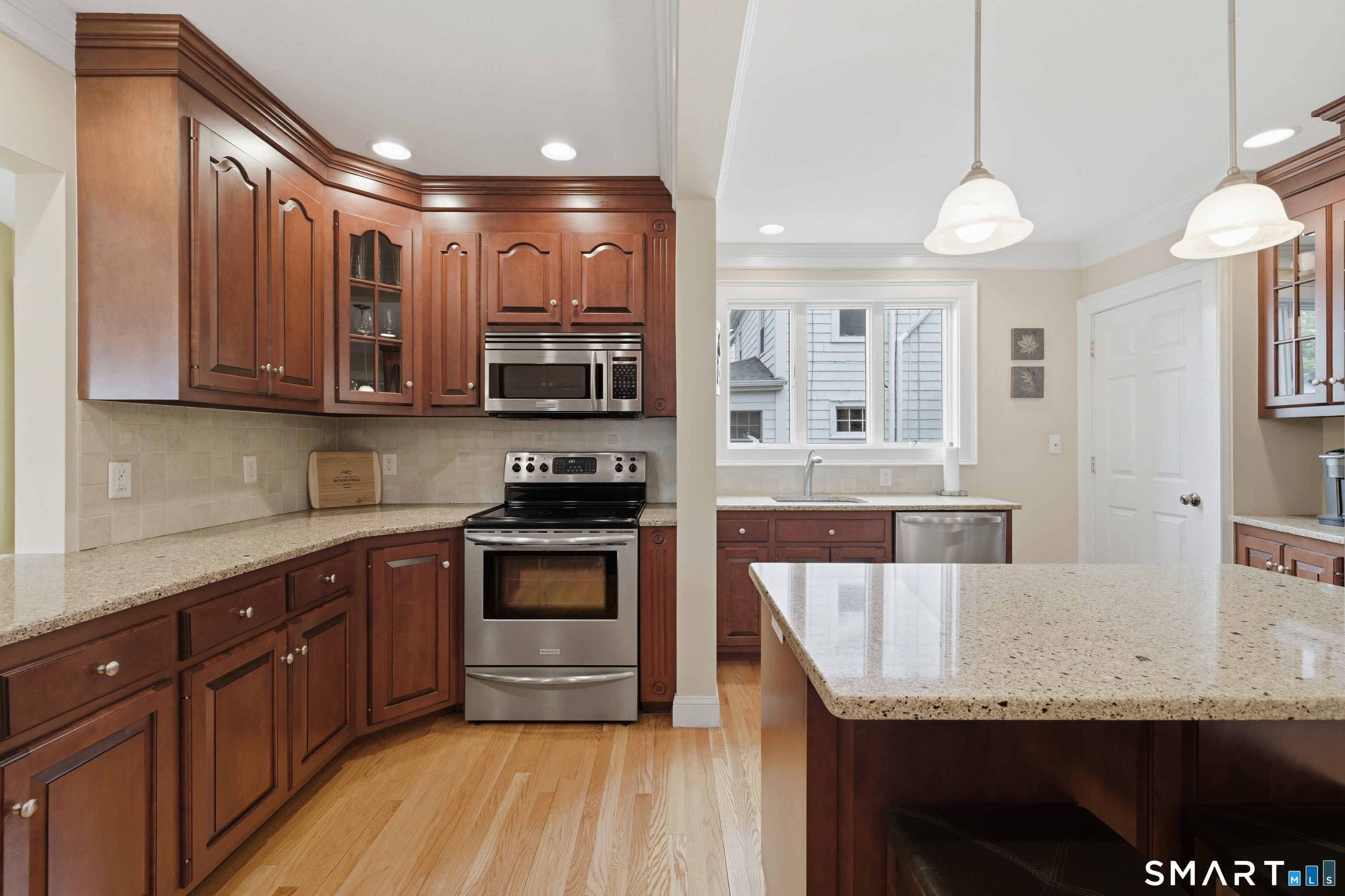 25 Penn Drive West Hartford CT 06119