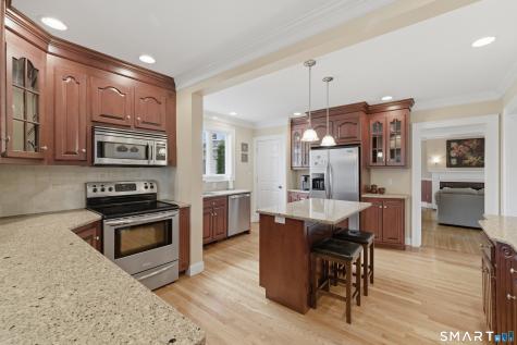 25 Penn Drive West Hartford CT 06119