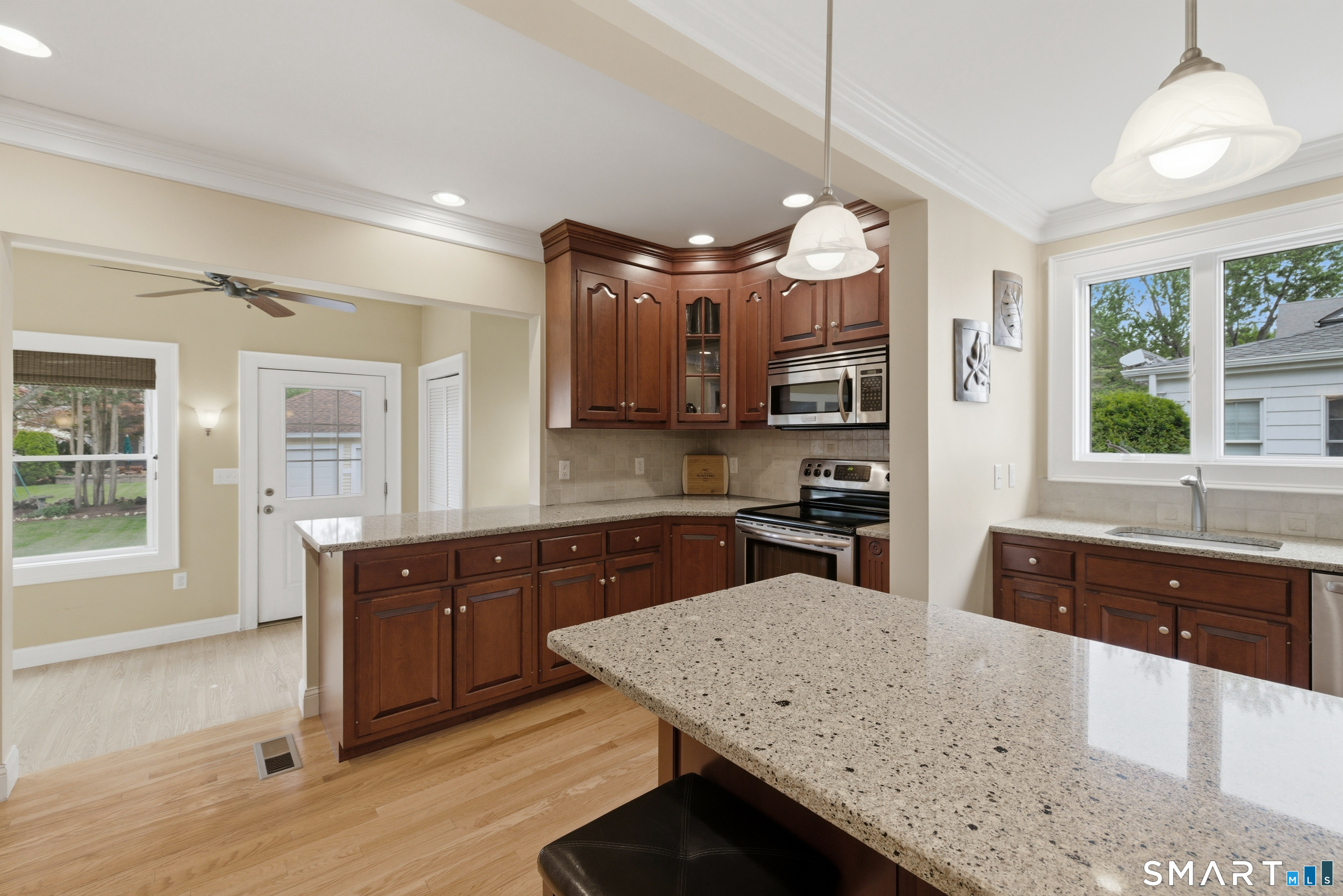 25 Penn Drive West Hartford CT 06119