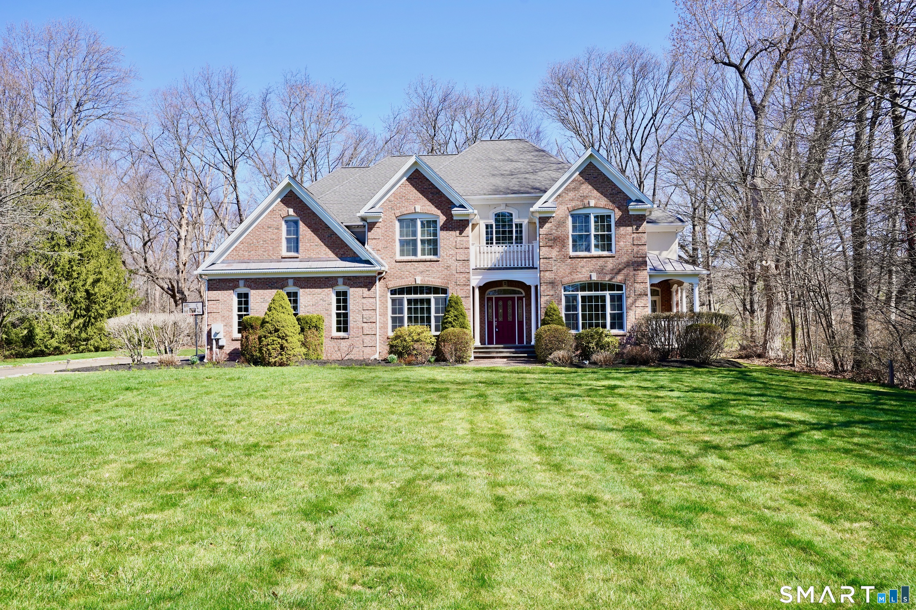 10 Whispering Hollow Court Cheshire CT 06410