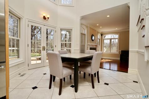 10 Whispering Hollow Court Cheshire CT 06410