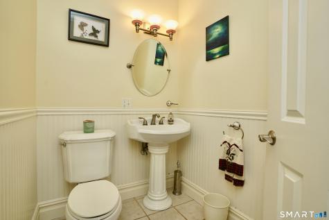 10 Whispering Hollow Court Cheshire CT 06410