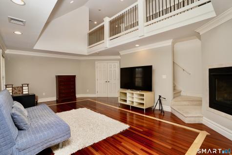 10 Whispering Hollow Court Cheshire CT 06410