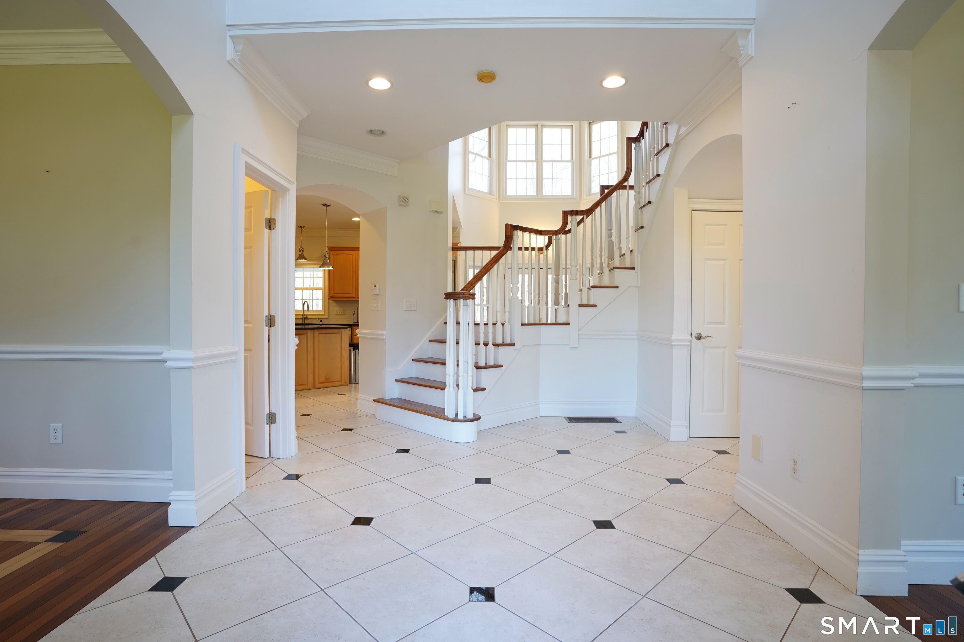 10 Whispering Hollow Court Cheshire CT 06410