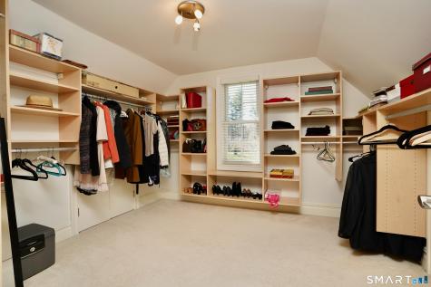 10 Whispering Hollow Court Cheshire CT 06410
