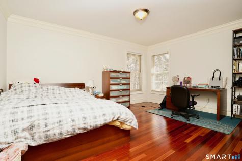 10 Whispering Hollow Court Cheshire CT 06410