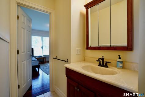 10 Whispering Hollow Court Cheshire CT 06410