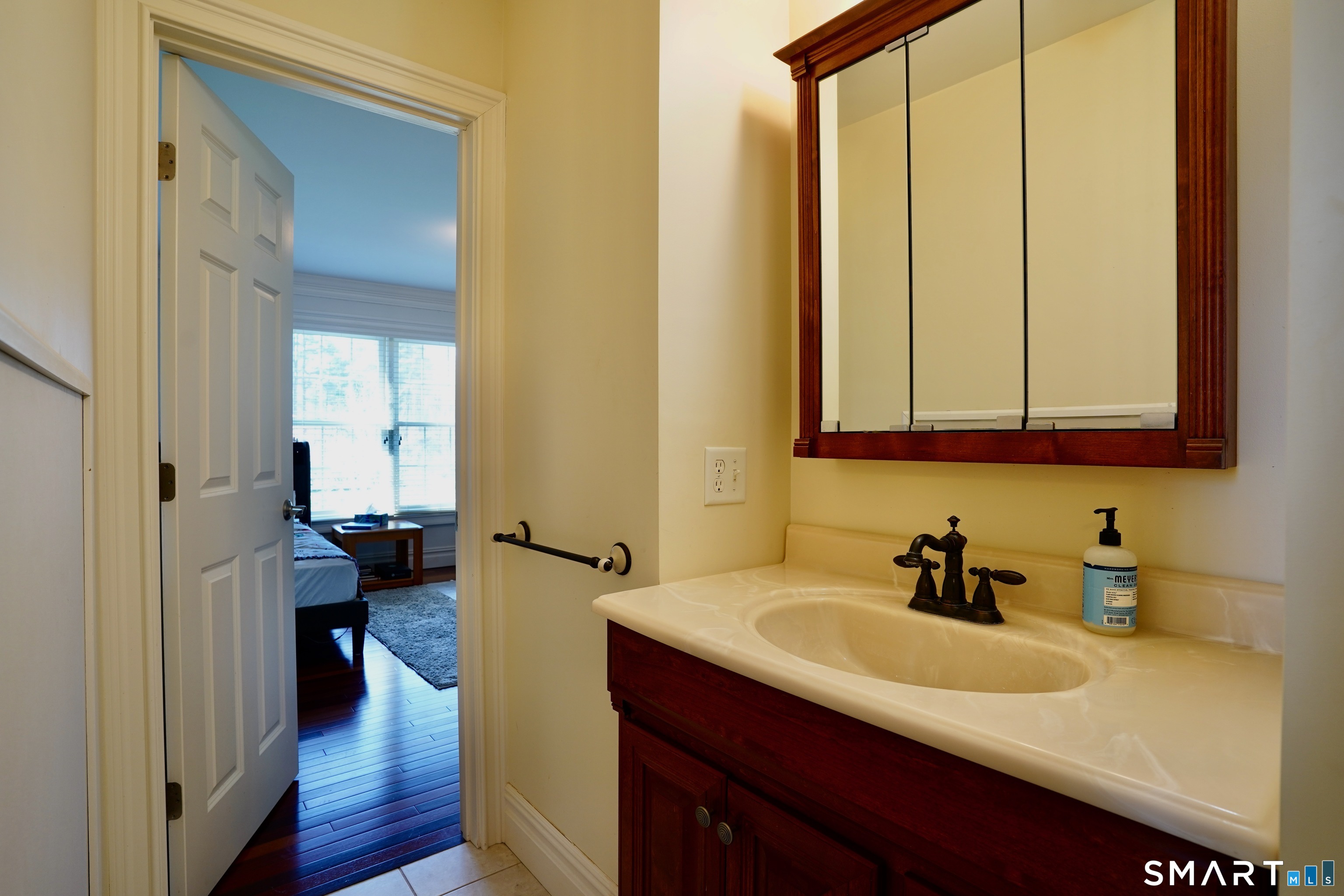 10 Whispering Hollow Court Cheshire CT 06410