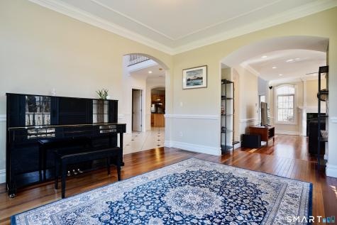 10 Whispering Hollow Court Cheshire CT 06410
