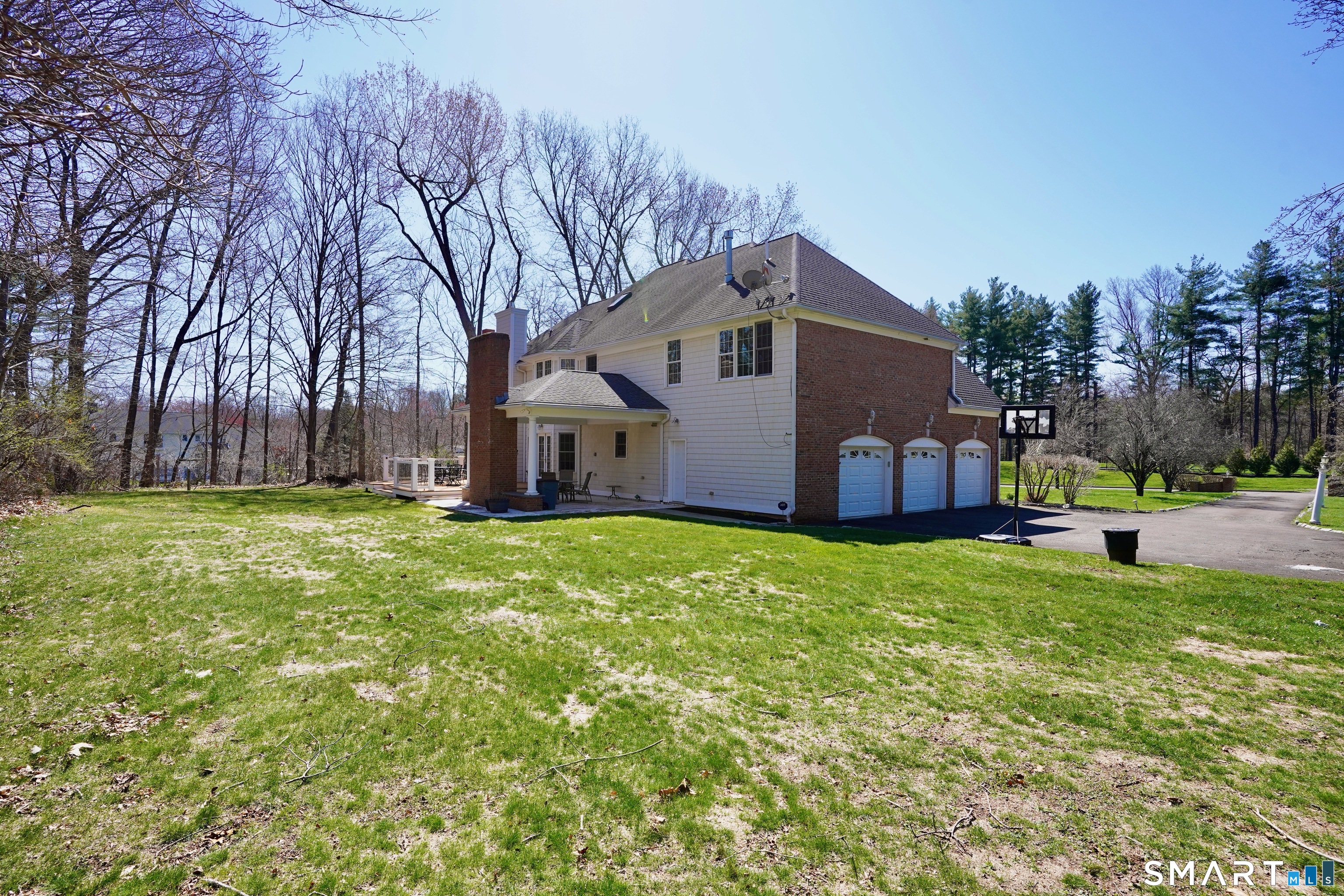 10 Whispering Hollow Court Cheshire CT 06410