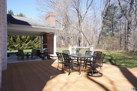 10 Whispering Hollow Court Cheshire CT 06410