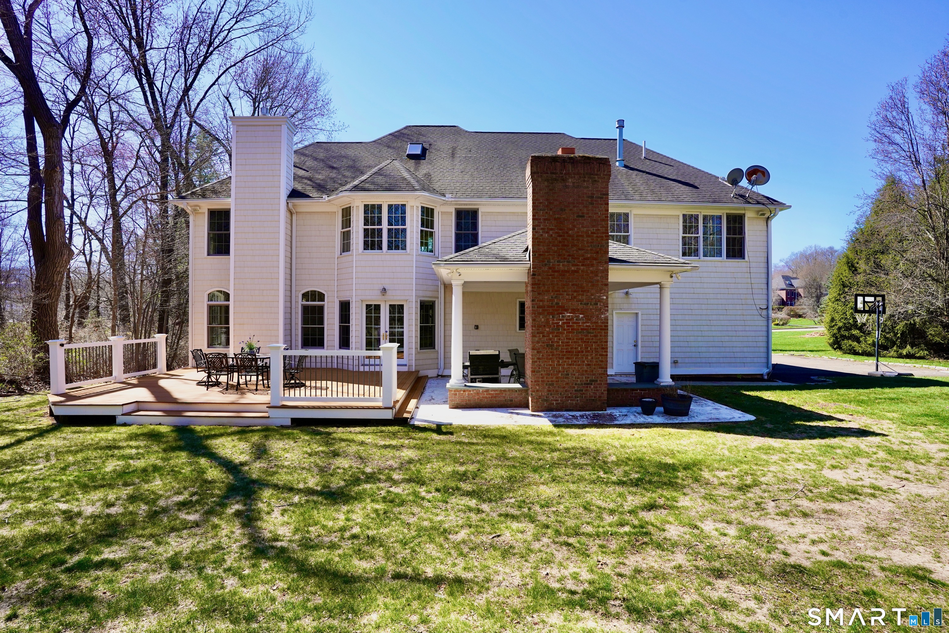 10 Whispering Hollow Court Cheshire CT 06410