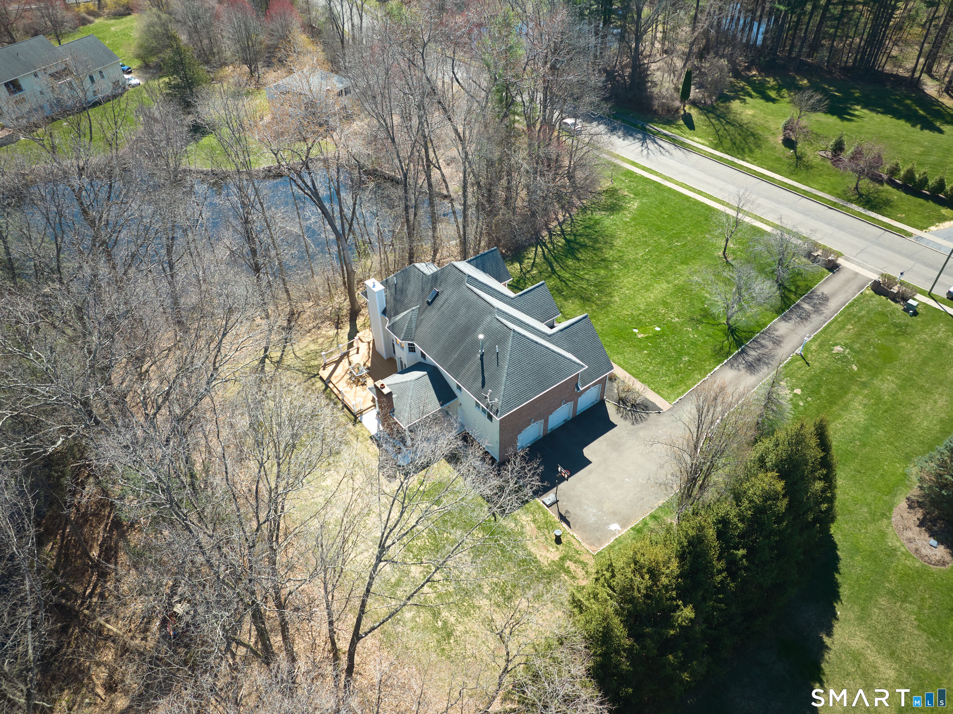 10 Whispering Hollow Court Cheshire CT 06410
